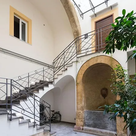 Luxury King Apartman
